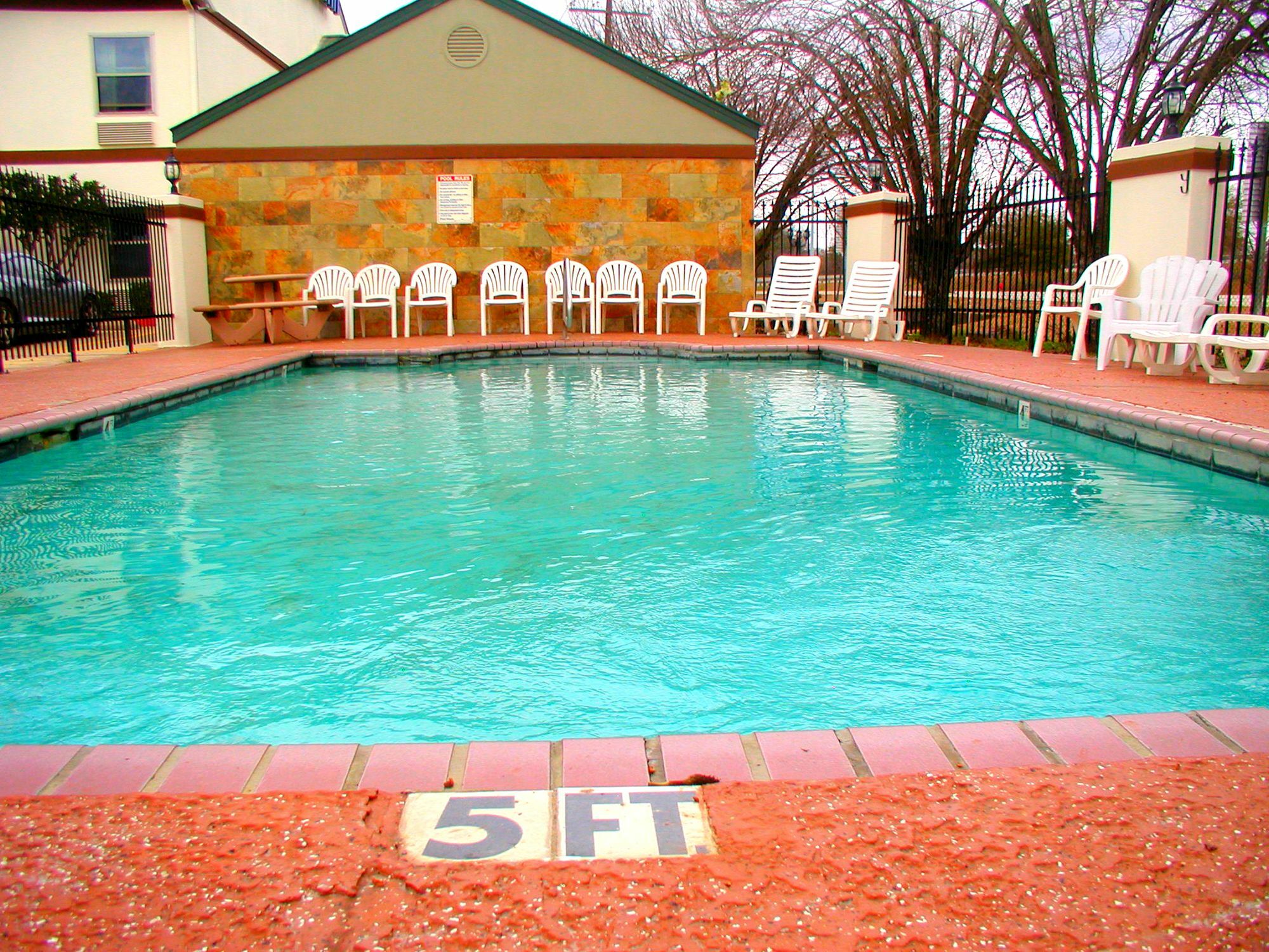 Days Inn By Wyndham Denham Springs-Baton Rouge East Ngoại thất bức ảnh